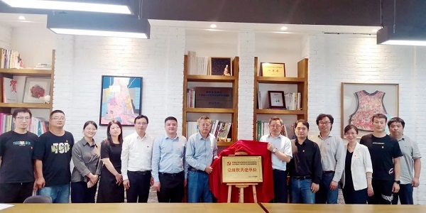 9dfb02c7c6ed907bfa30785eb77581dd.jpg 9dfb02c7c6ed907bfa30785eb77581dd.jpg